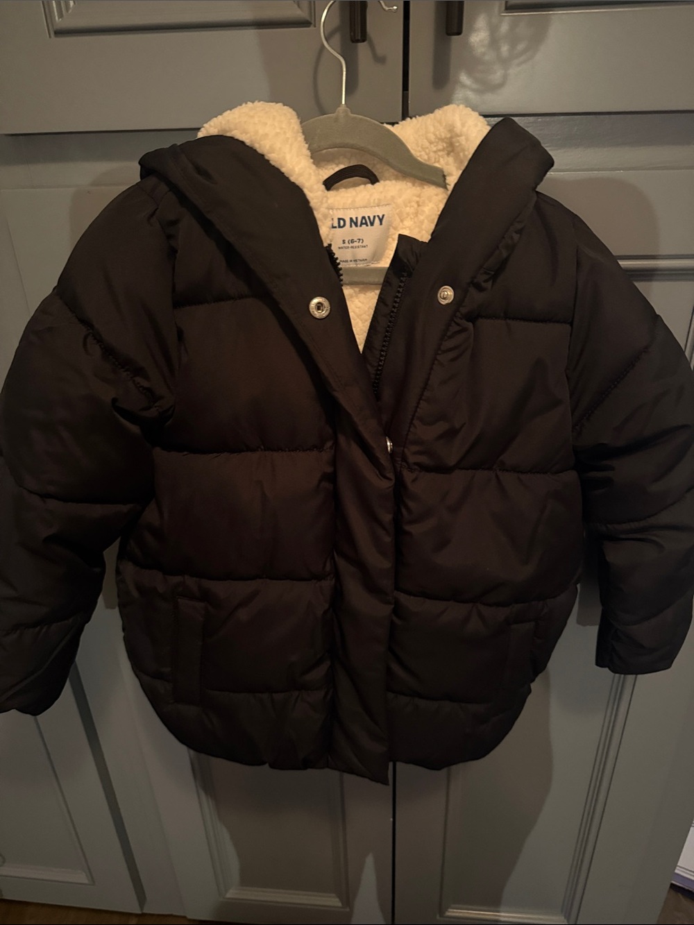 Old Navy Black Kids Puffer Jacket with Sherpa Hood